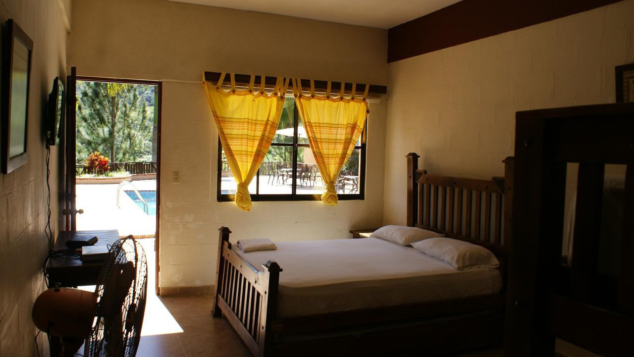 Hotel Rancho La Aurora Jarabacoa Kültér fotó