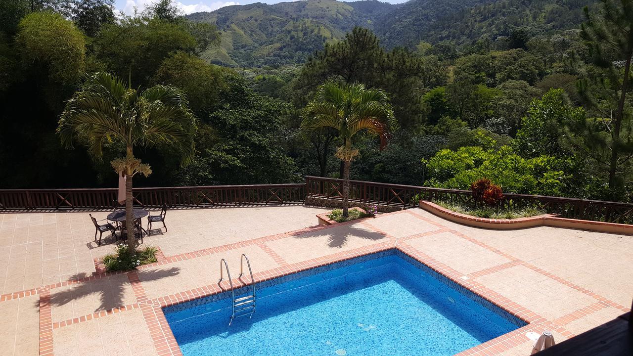 Hotel Rancho La Aurora Jarabacoa Kültér fotó